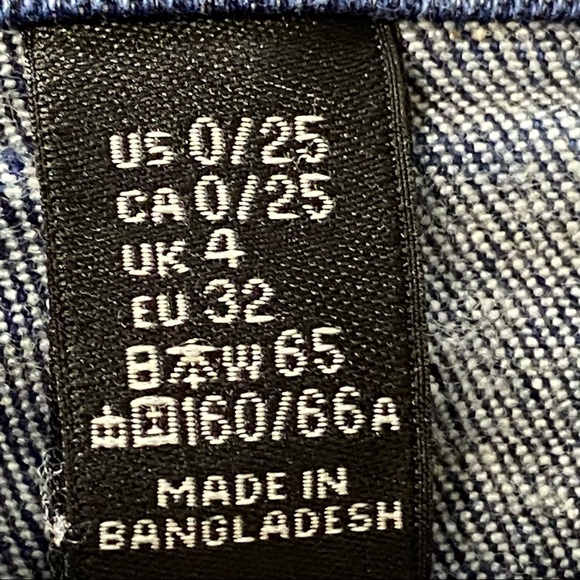 GAP Denim Button Down Mini Skirt size 0/25 - Picture 8 of 9